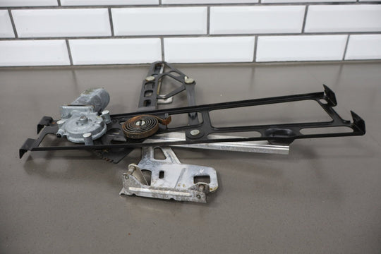 1986 - 1996 Chevrolet Corvette Right Front Door Elec Regulator 22063224 OEM