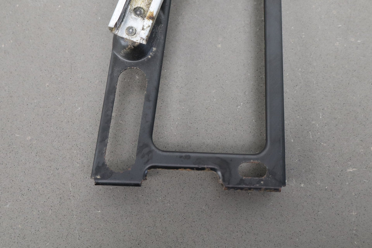 1986-1996 Chevrolet Corvette Right Front Door Regulator 22063224 OEM