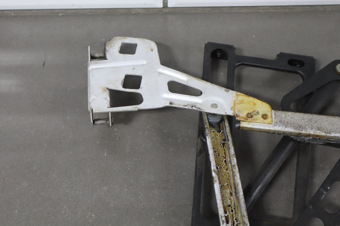 1986 - 1996 Chevrolet Corvette Right Front Door Regulator 22063224 OEM
