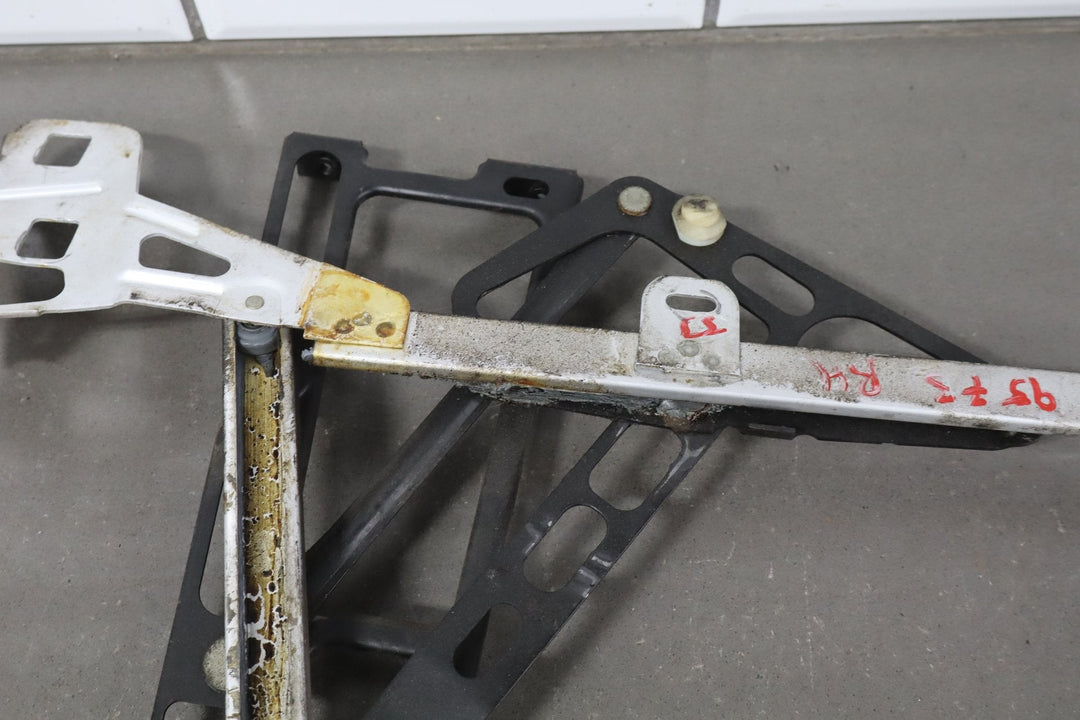 1986 - 1996 Chevrolet Corvette Right Front Door Regulator 22063224 OEM
