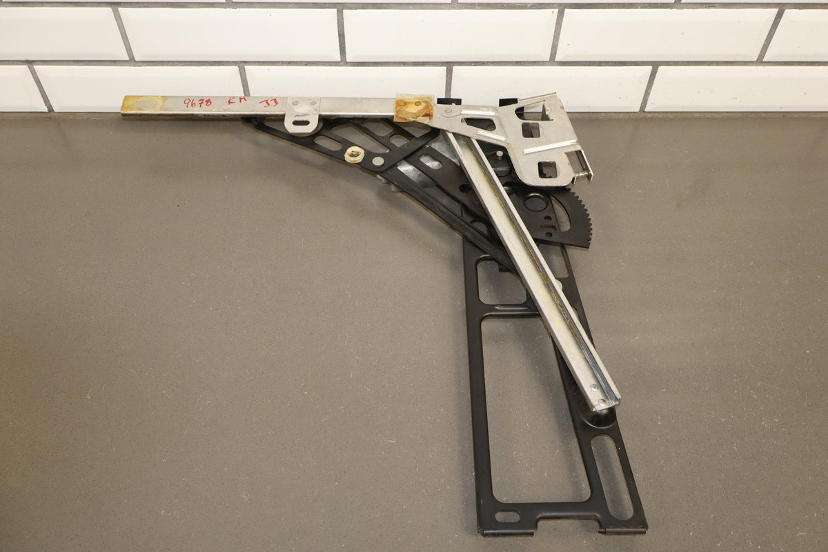 1986-1996 Chevrolet Corvette Right Front Door Regulator 22063224 OEM