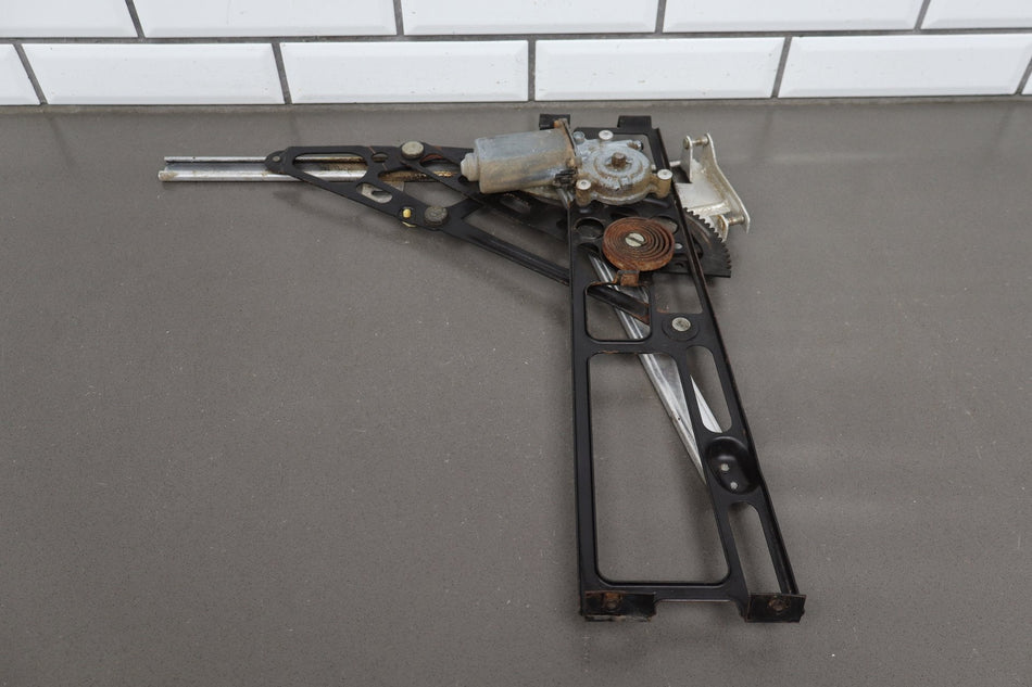 1986-1996 Chevrolet Corvette Right Front Door Regulator 22063224 OEM
