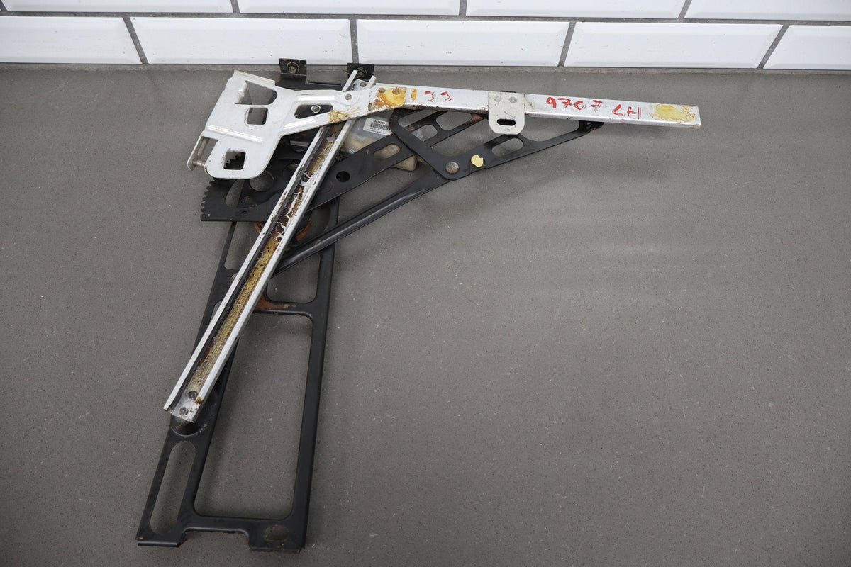 1986-1996 Chevrolet Corvette Right Front Door Regulator 22063224 OEM