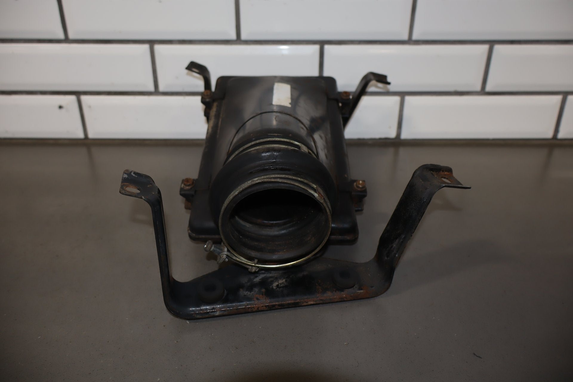 1986 Nissan 300ZX 3.0L No Turbo Air Cleaner OEM