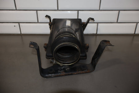 1986 Nissan 300ZX 3.0L No Turbo Air Cleaner OEM