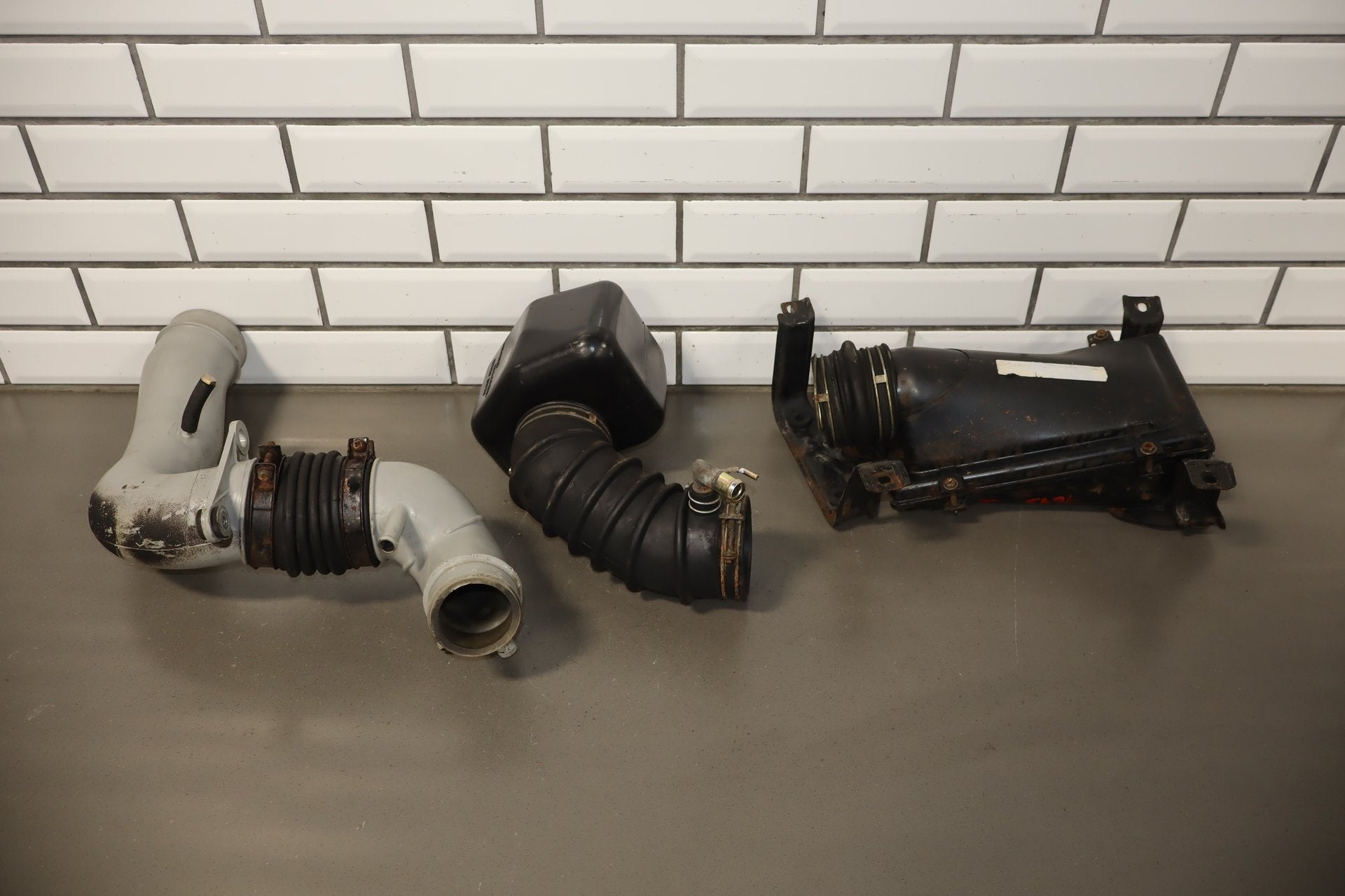 1986 Nissan 300ZX 3.0L No Turbo Air Cleaner OEM