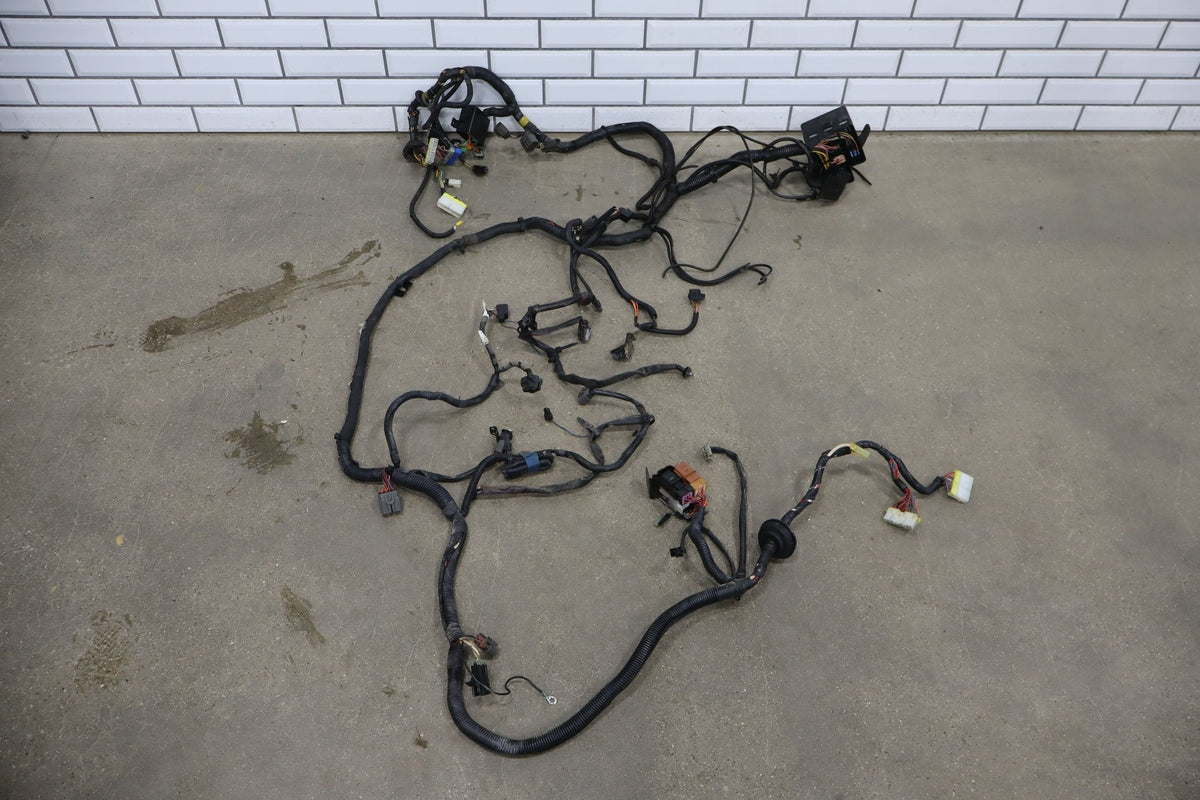1986 Nissan 300ZX 3.0L No Turbo Engine Fuse Box