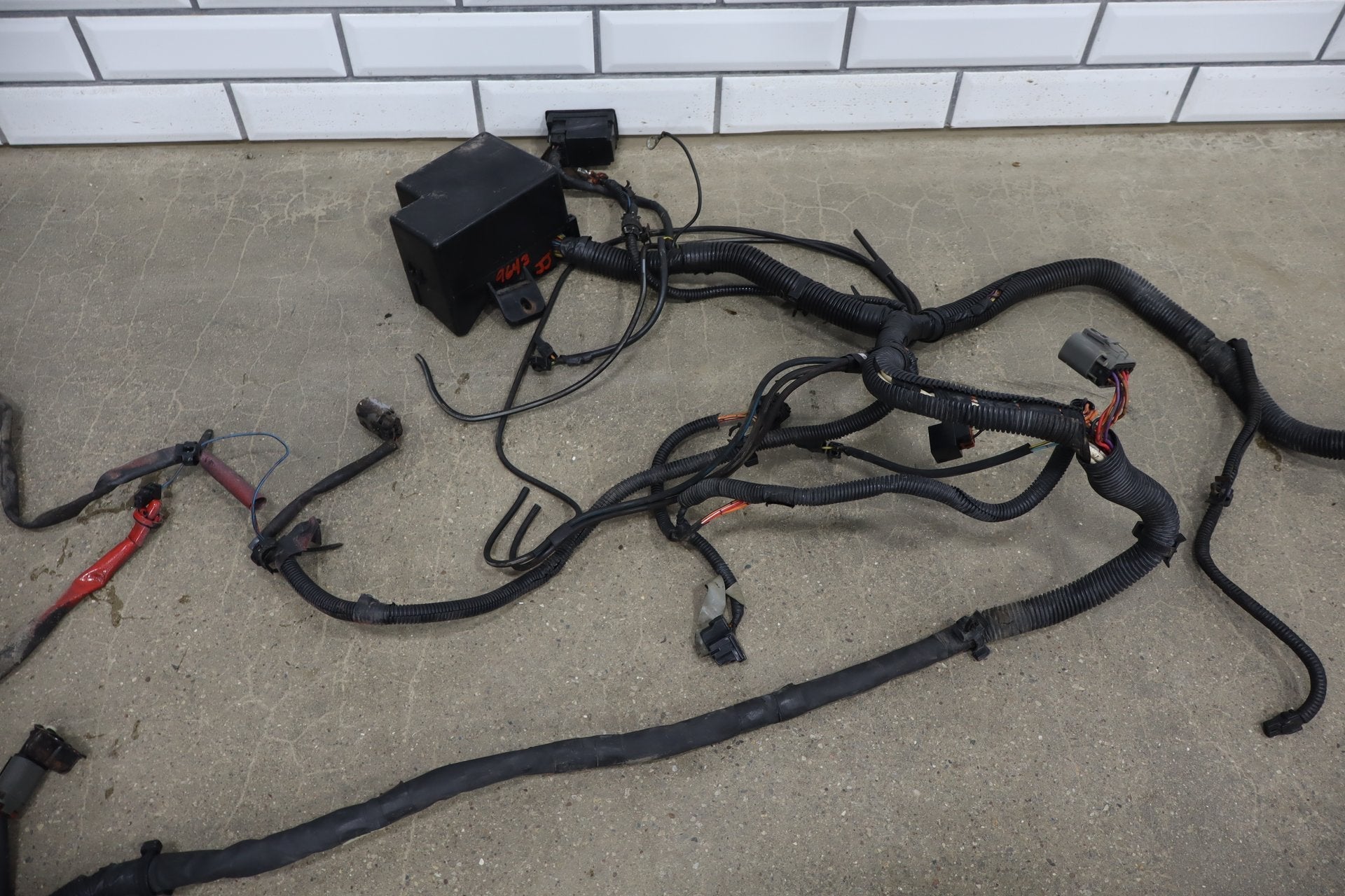 1986 Nissan 300ZX 3.0L No Turbo Engine Fuse Box