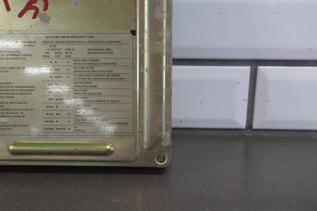 1986 Nissan 300ZX 3.0L VG30E Automatic Engine Computer/ ECU A18651M25