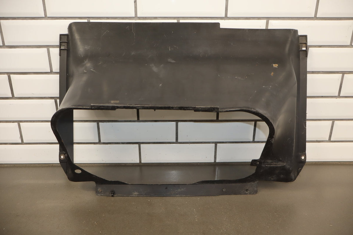 1986 Nissan 300ZX 3.0L VG30E Fan Shroud
