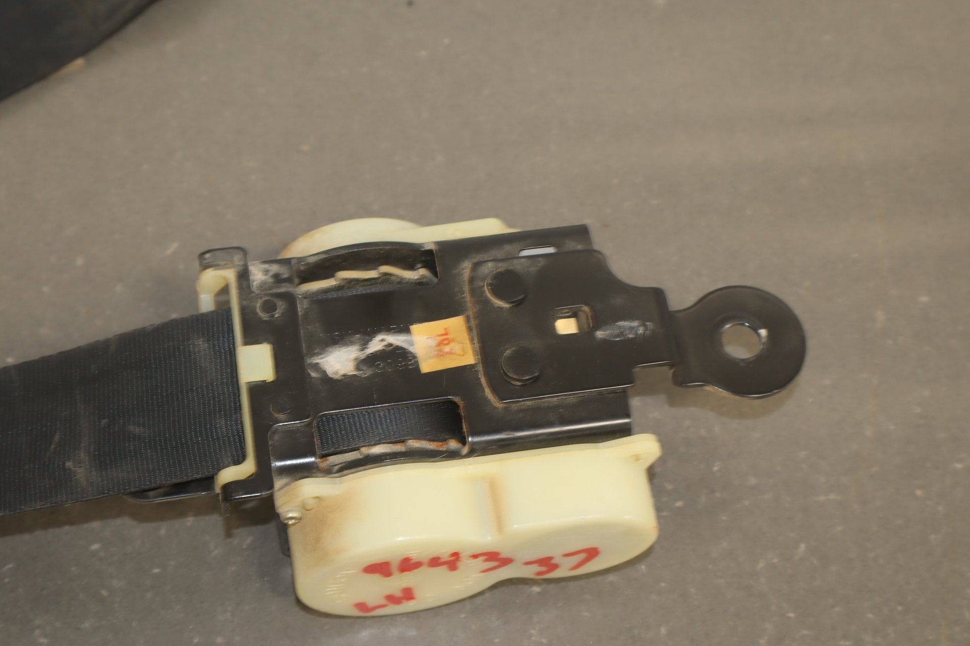 1986 Nissan 300ZX Driver Left Front Seat Belt Black T