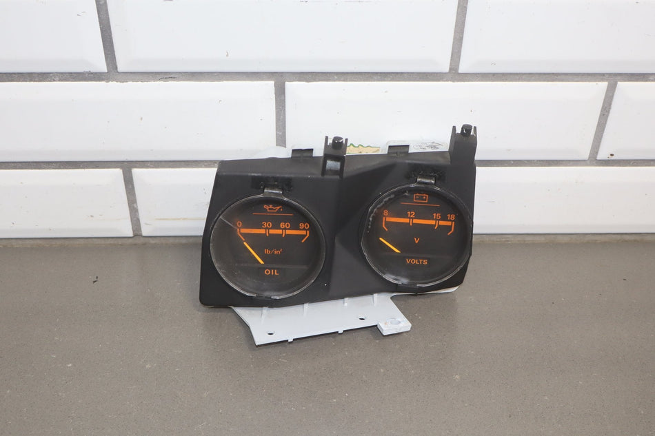 1986 Nissan 300ZX Engine Oil Pressure, Battery Voltage Gauge OEM