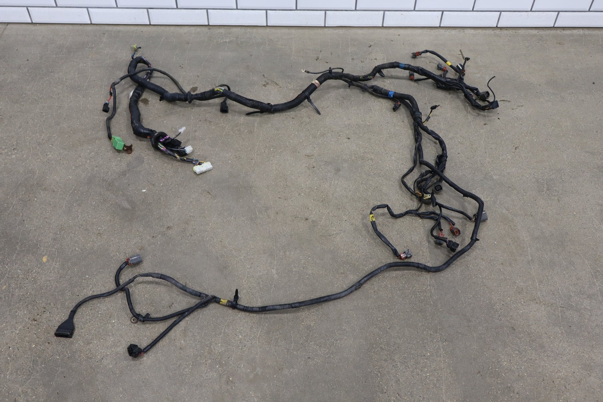 1986 Nissan 300ZX Engine Wiring Harness 3.0L Automatic OEM