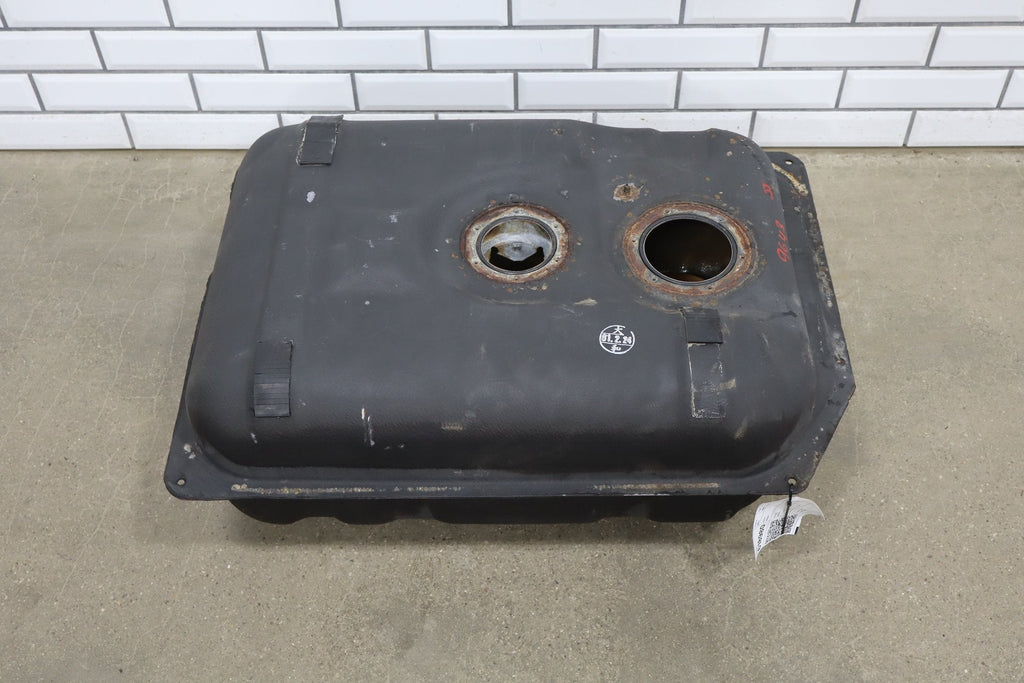 1986 Nissan 300ZX Fuel Tank OEM – J & J Auto Wrecking