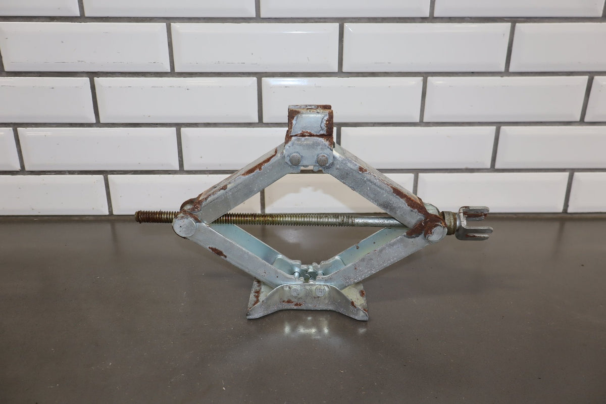 1986 Nissan 300ZX Jack OEM