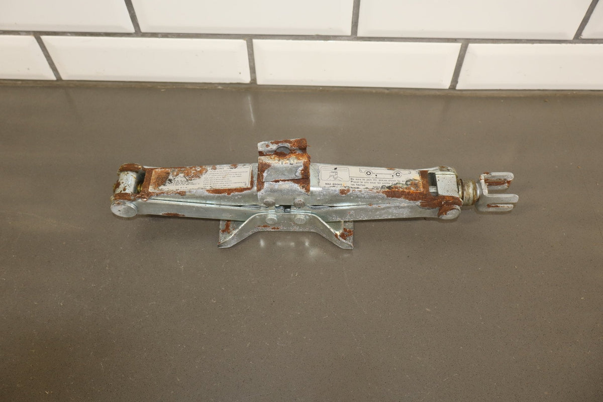 1986 Nissan 300ZX Jack OEM