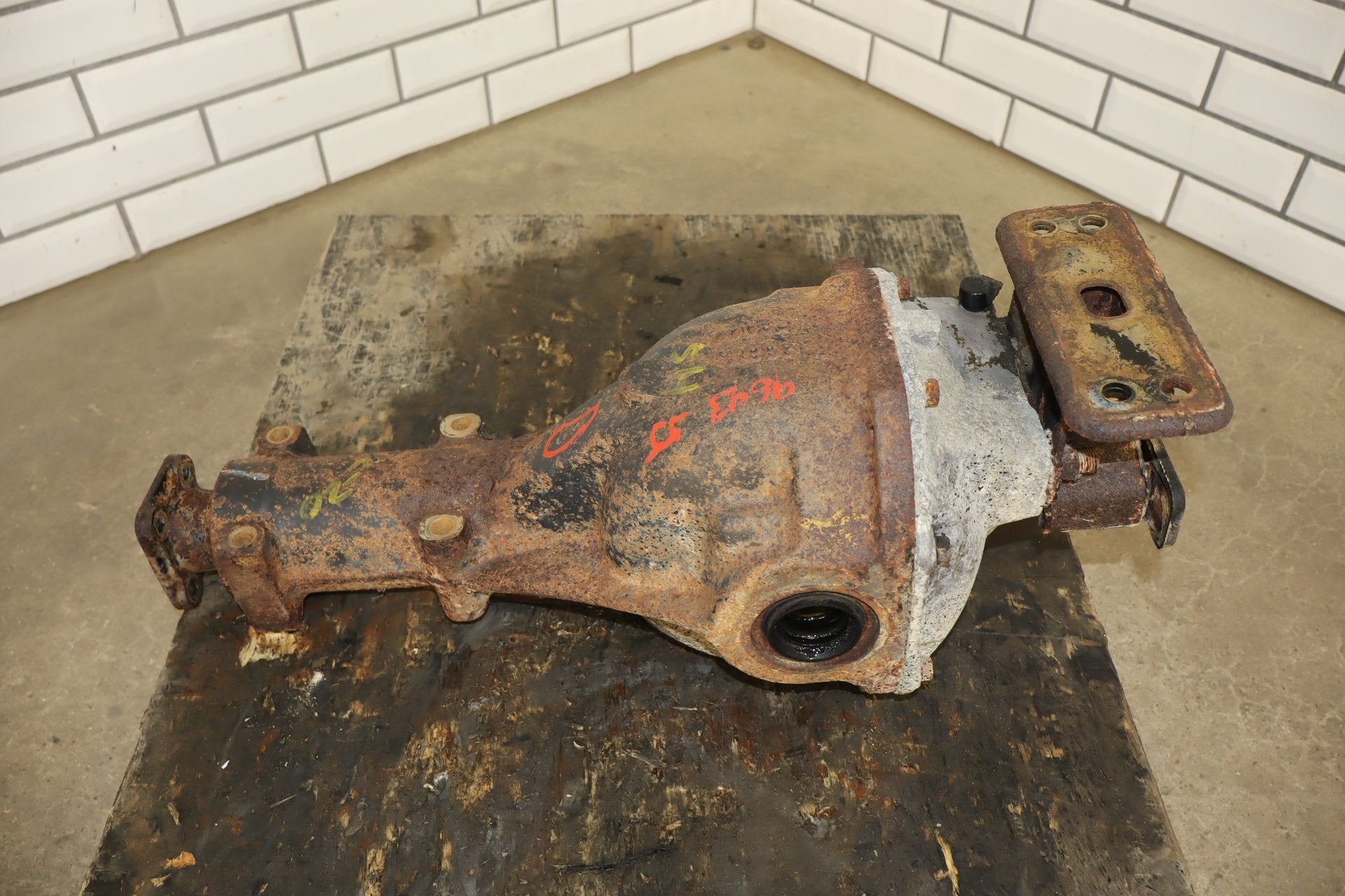 1986 Nissan 300ZX No Turbo Rear Differential Assembly OEM