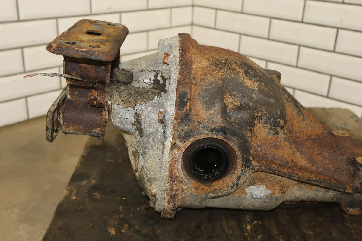 1986 Nissan 300ZX No Turbo Rear Differential Assembly OEM