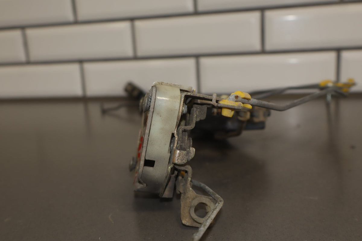 1986 Nissan 300ZX Right Front Door Latch