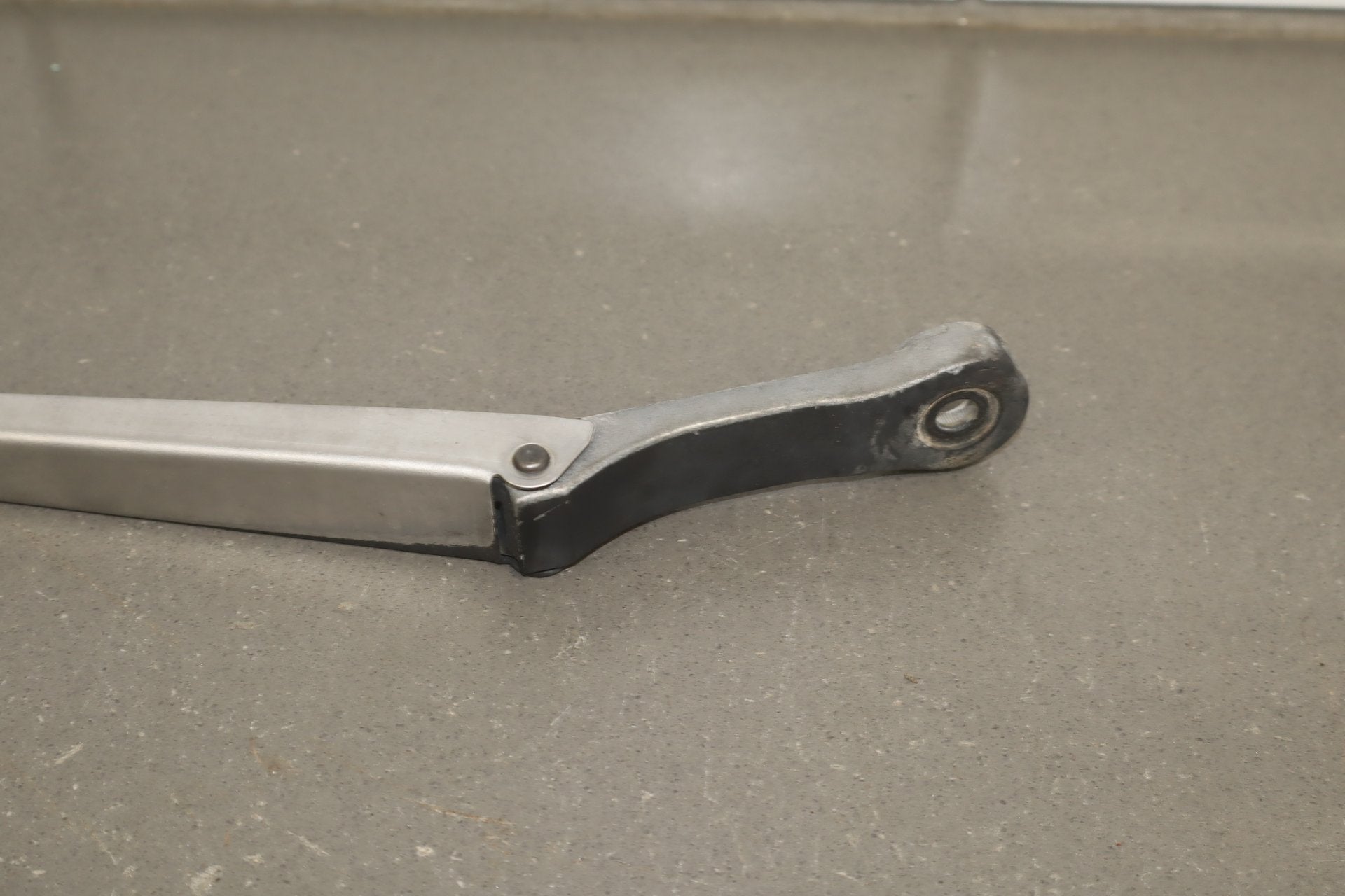 1986 Nissan 300ZX Wiper Arm Pair