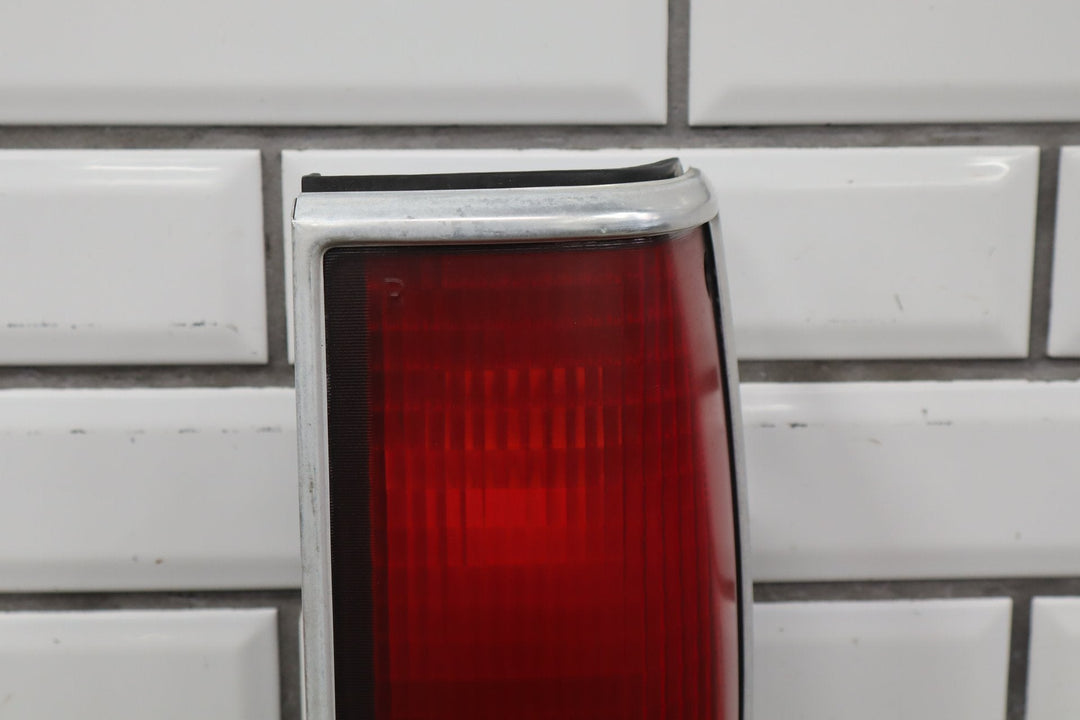1987 - 1992 Chevrolet S10 Taillight Set OEM Pair Left/Right
