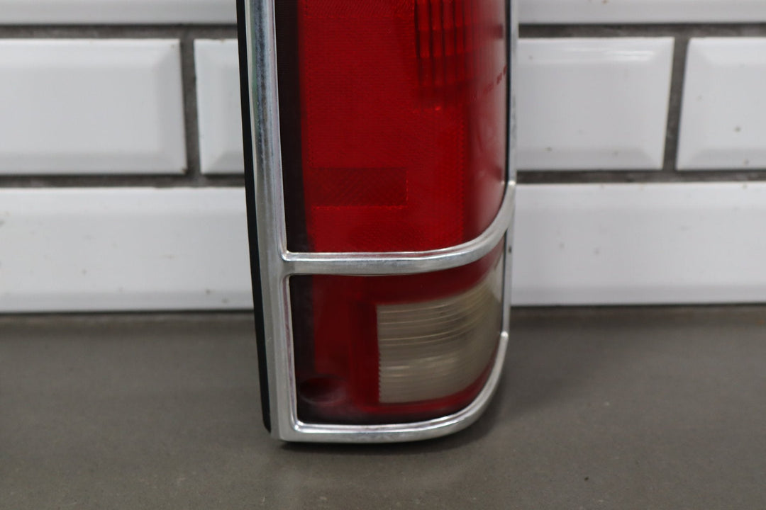1987 - 1992 Chevrolet S10 Taillight Set OEM Pair Left/Right