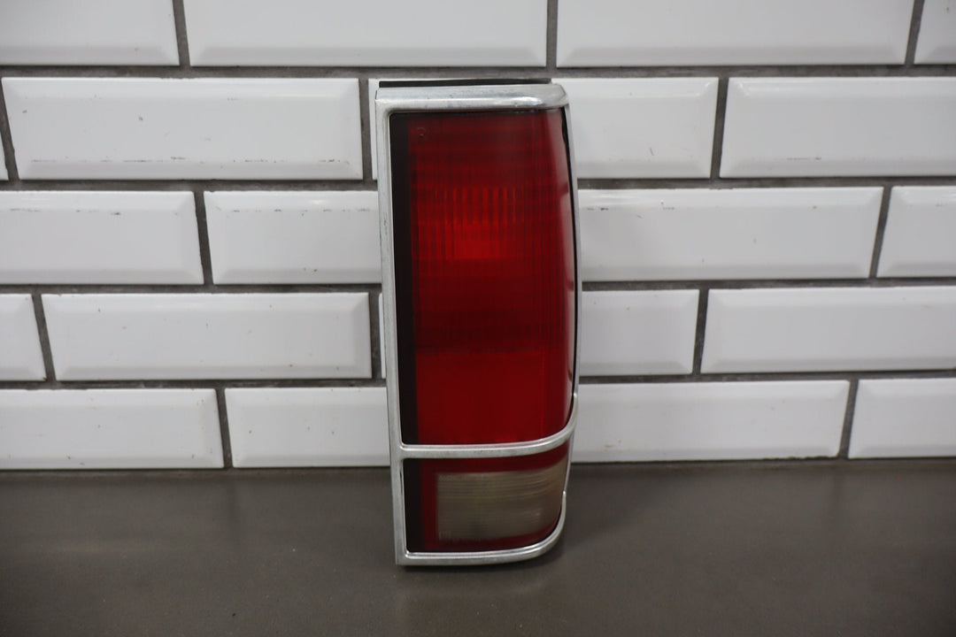 1987 - 1992 Chevrolet S10 Taillight Set OEM Pair Left/Right