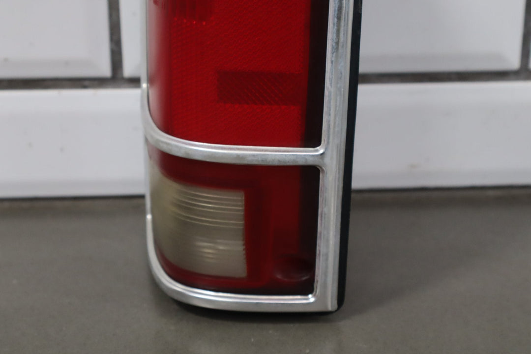 1987 - 1992 Chevrolet S10 Taillight Set OEM Pair Left/Right