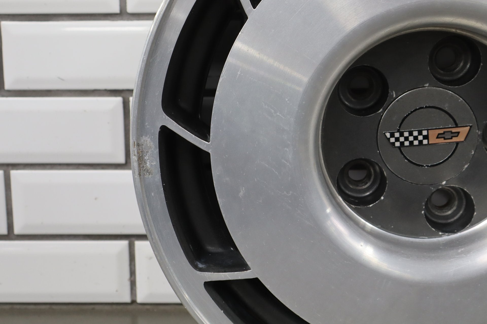 1987 Chevrolet Corvette Alloy Wheel Right 16x8.5