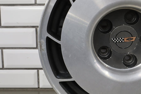 1987 Chevrolet Corvette Alloy Wheel Right 16x8.5