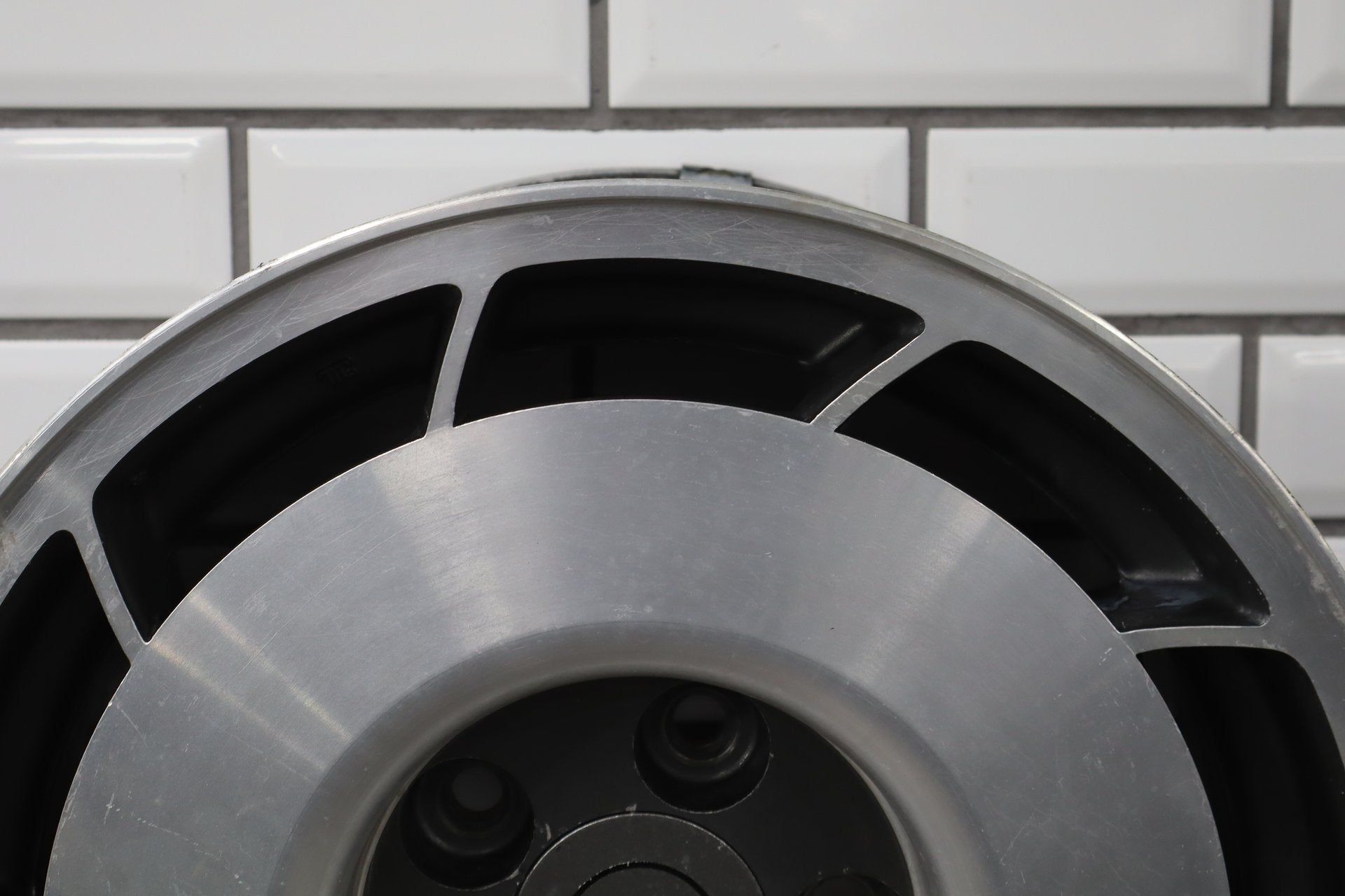 1987 Chevrolet Corvette Alloy Wheel Right 16x8.5