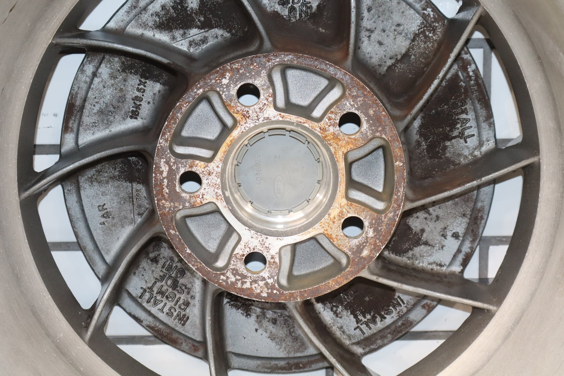 1987 Chevrolet Corvette Alloy Wheel Right 16x8.5