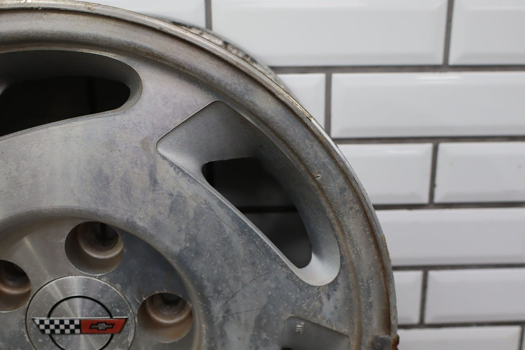 1988 - 1989 C4 Corvette Right Passenger Front 16x8.5 Directional Wheel *Curbed*