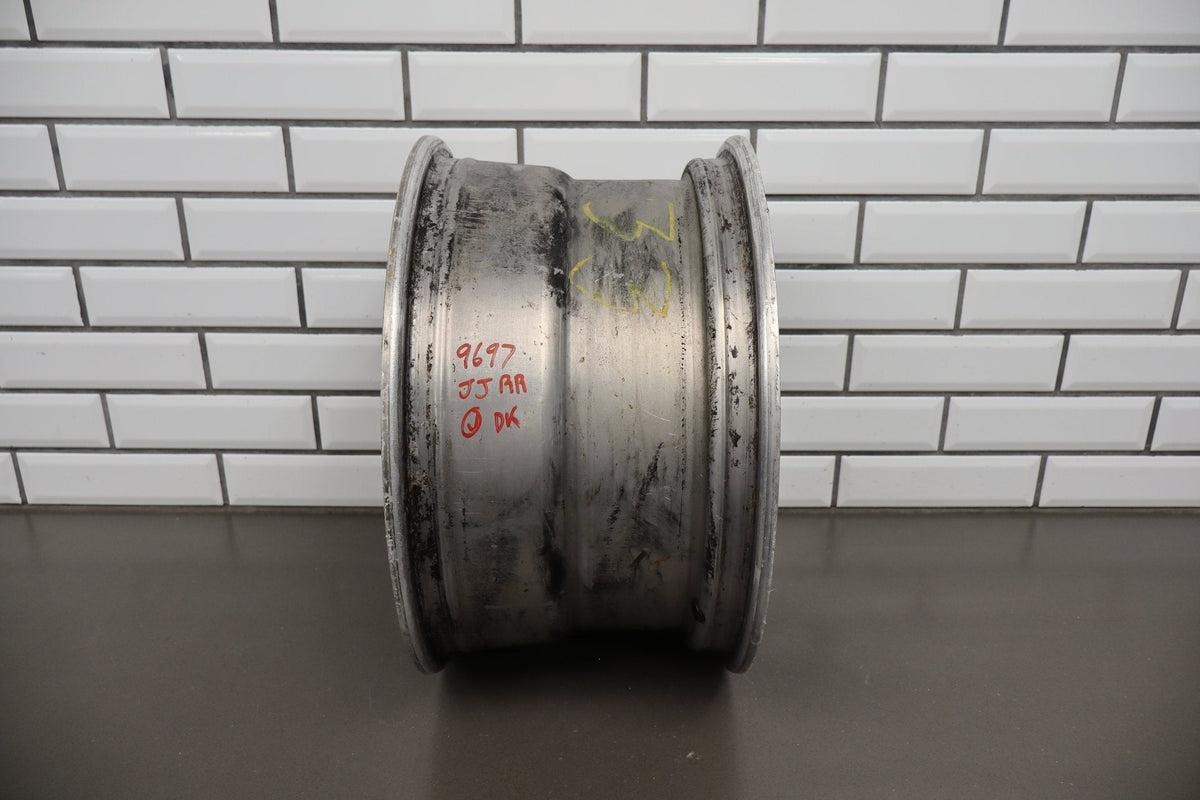 1988-1989 Chevrolet Corvette C4 Right 17x9.5 OEM Wheel