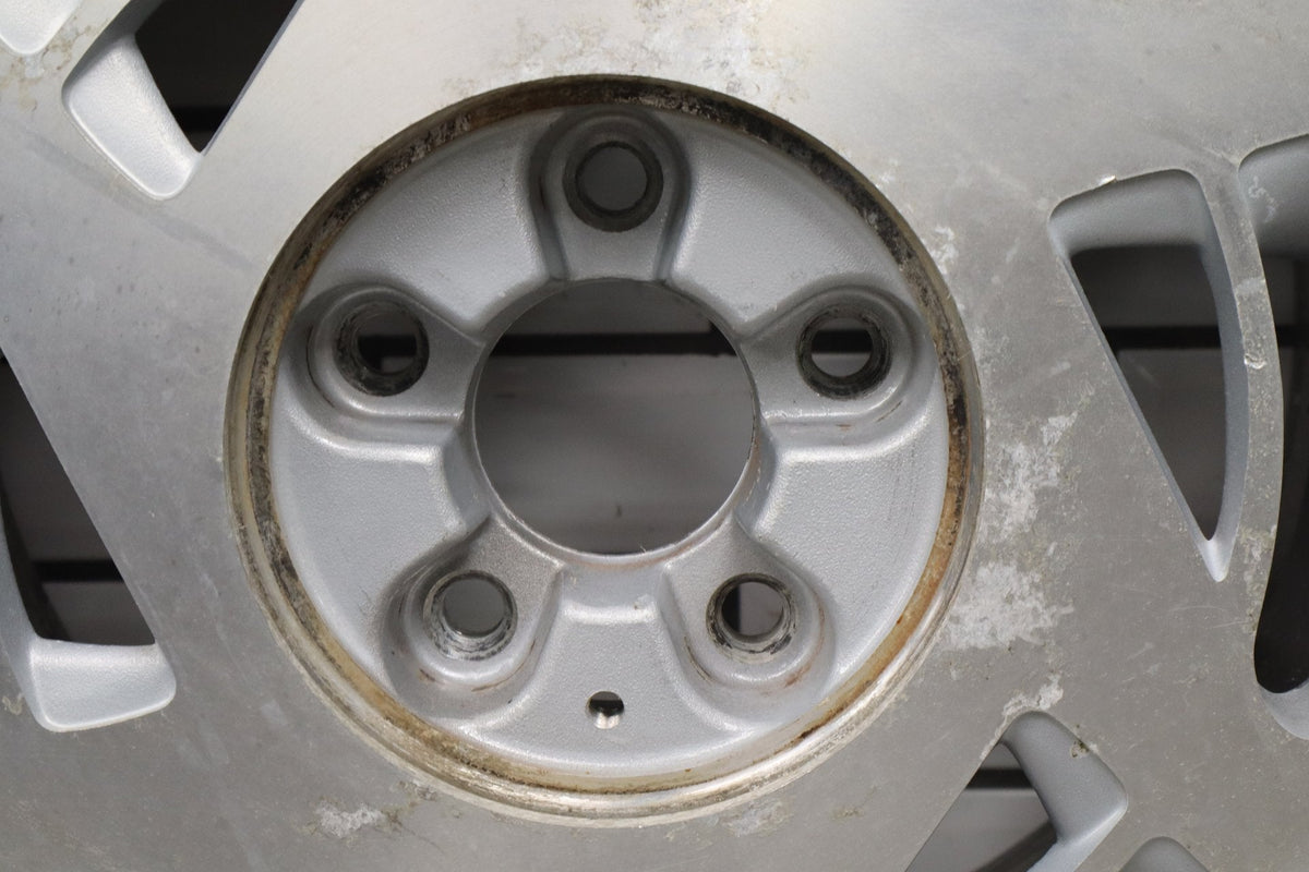 1988-1989 Chevrolet Corvette C4 Right 17x9.5 OEM Wheel
