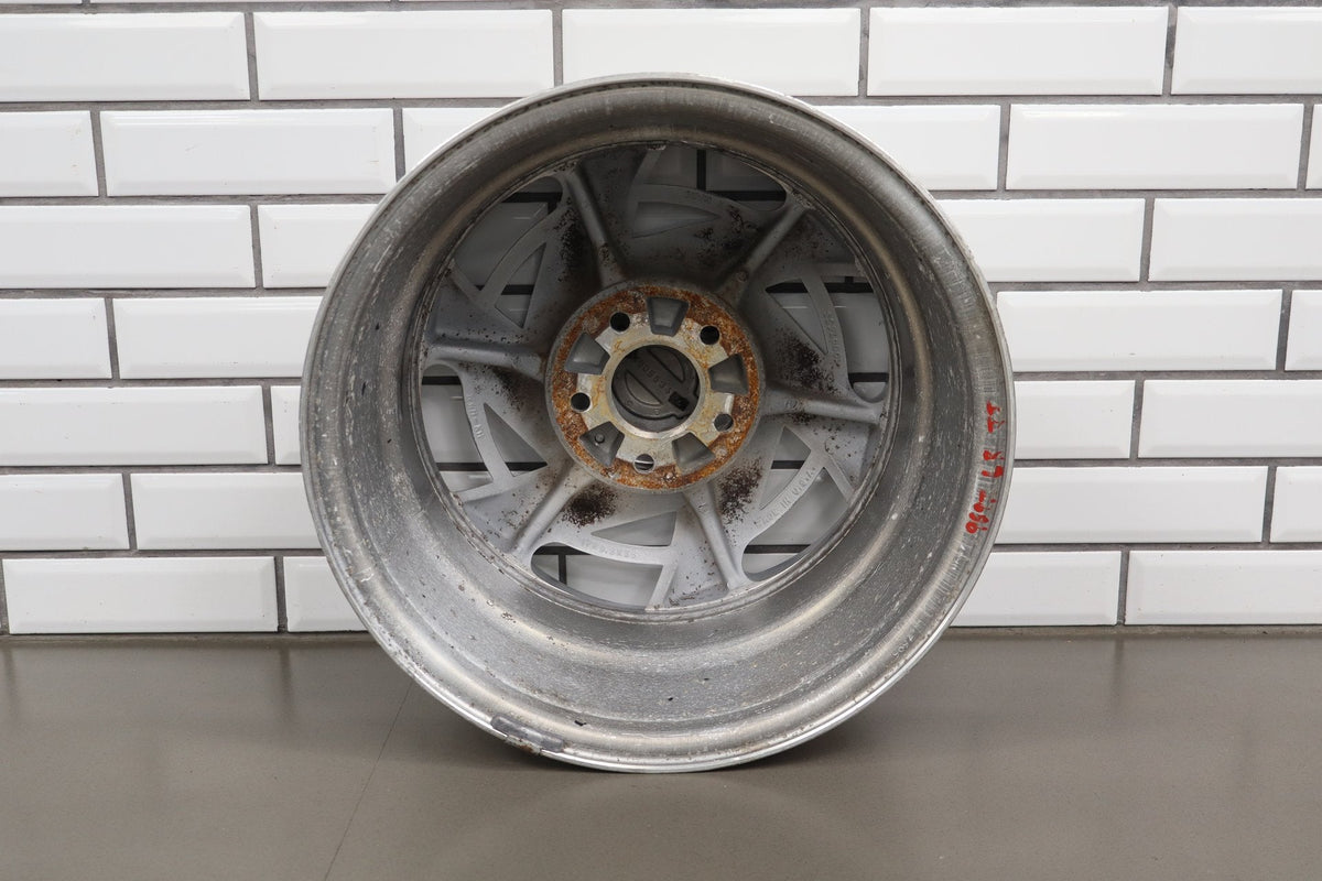 1988-1989 Chevrolet Corvette C4 Right 17x9.5 OEM Wheel