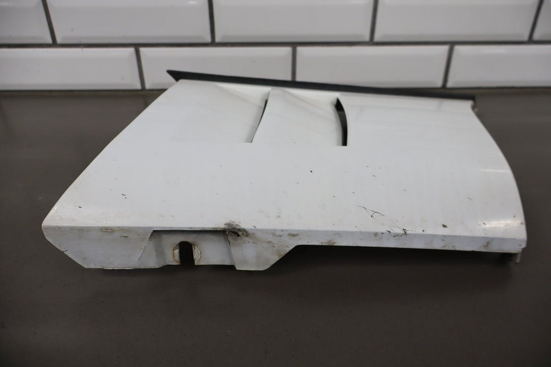 1988 - 1990 Chevrolet Corvette C4 Right Fender Arctic White