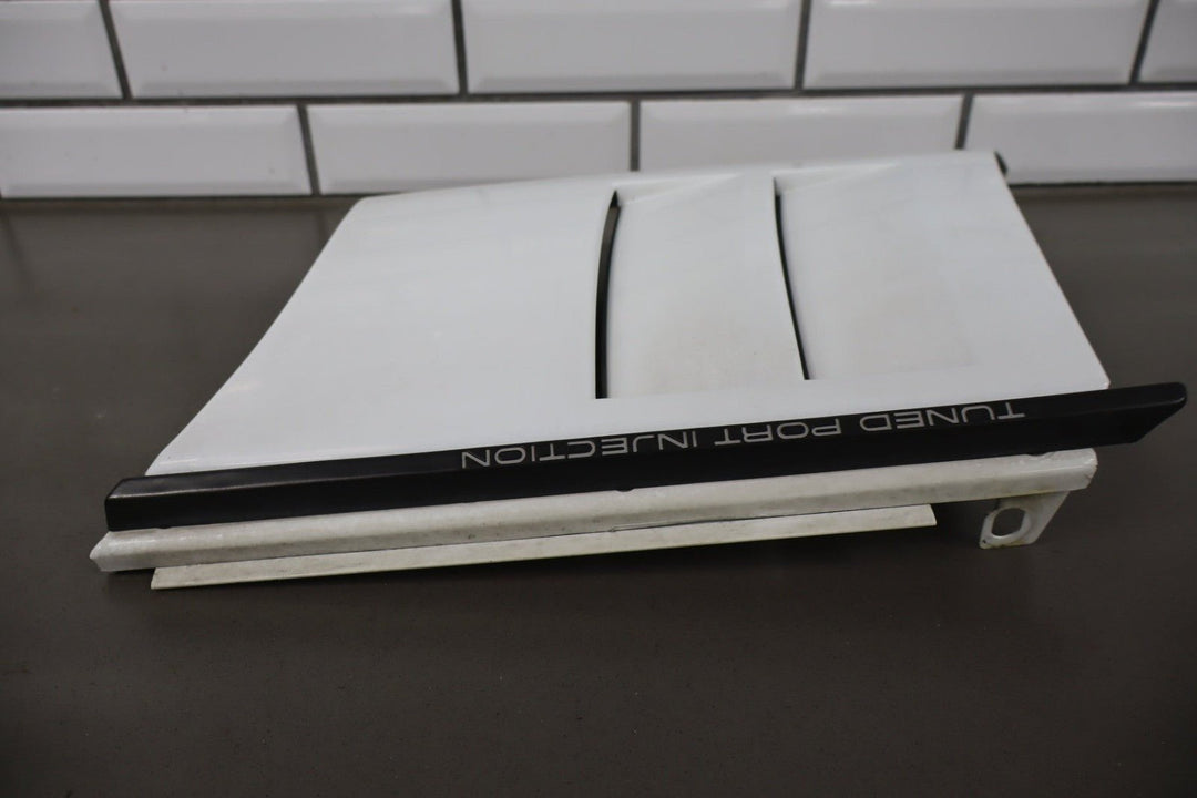 1988 - 1990 Chevrolet Corvette C4 Right Fender Arctic White