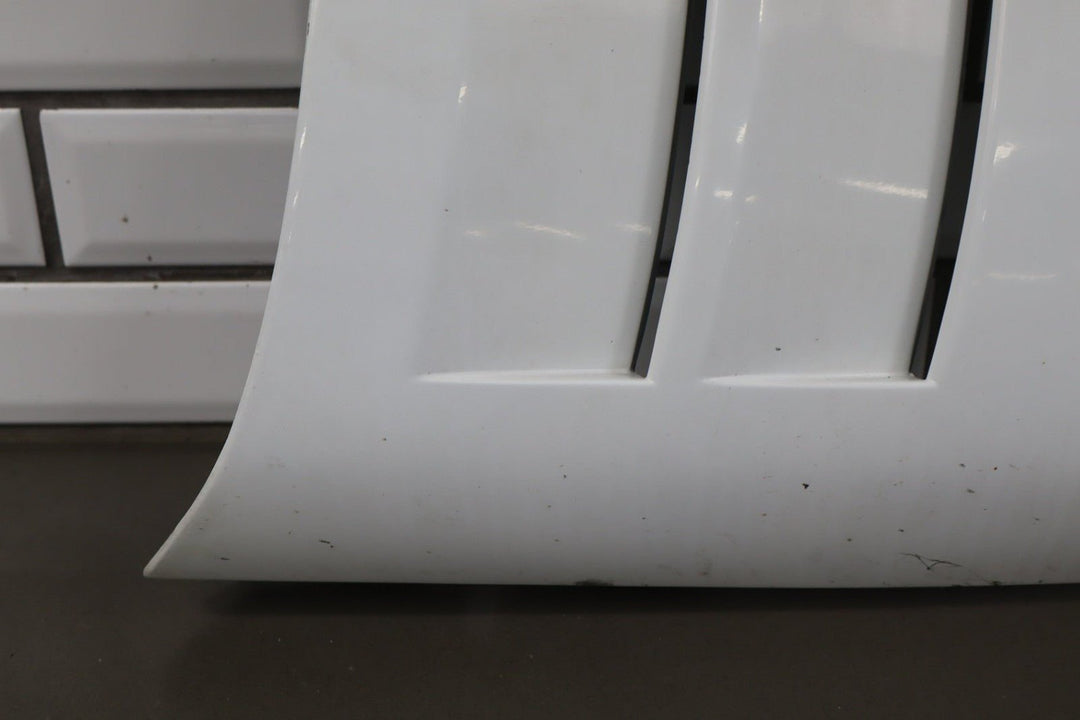 1988 - 1990 Chevrolet Corvette C4 Right Fender Arctic White