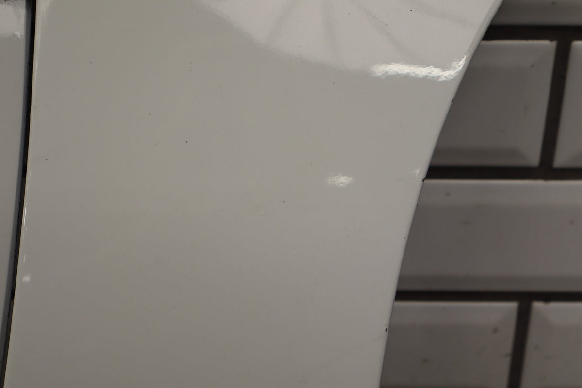 1988-1990 Chevrolet Corvette C4 Right Fender Artic White