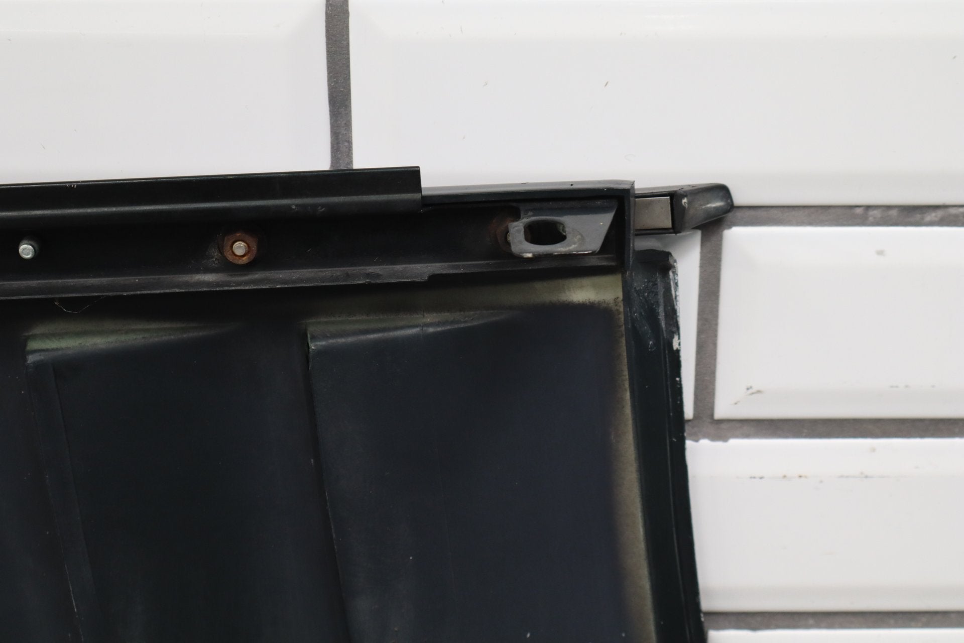 1988-1990 Chevrolet Corvette C4 Right Fender Polo Green