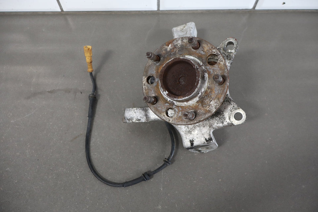 1988 - 1990 Chevrolet Corvette Left Front Spindle 14105148