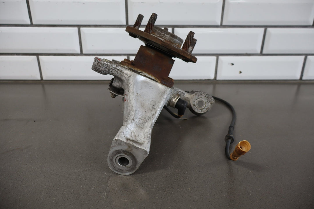 1988 - 1990 Chevrolet Corvette Left Front Spindle 14105148