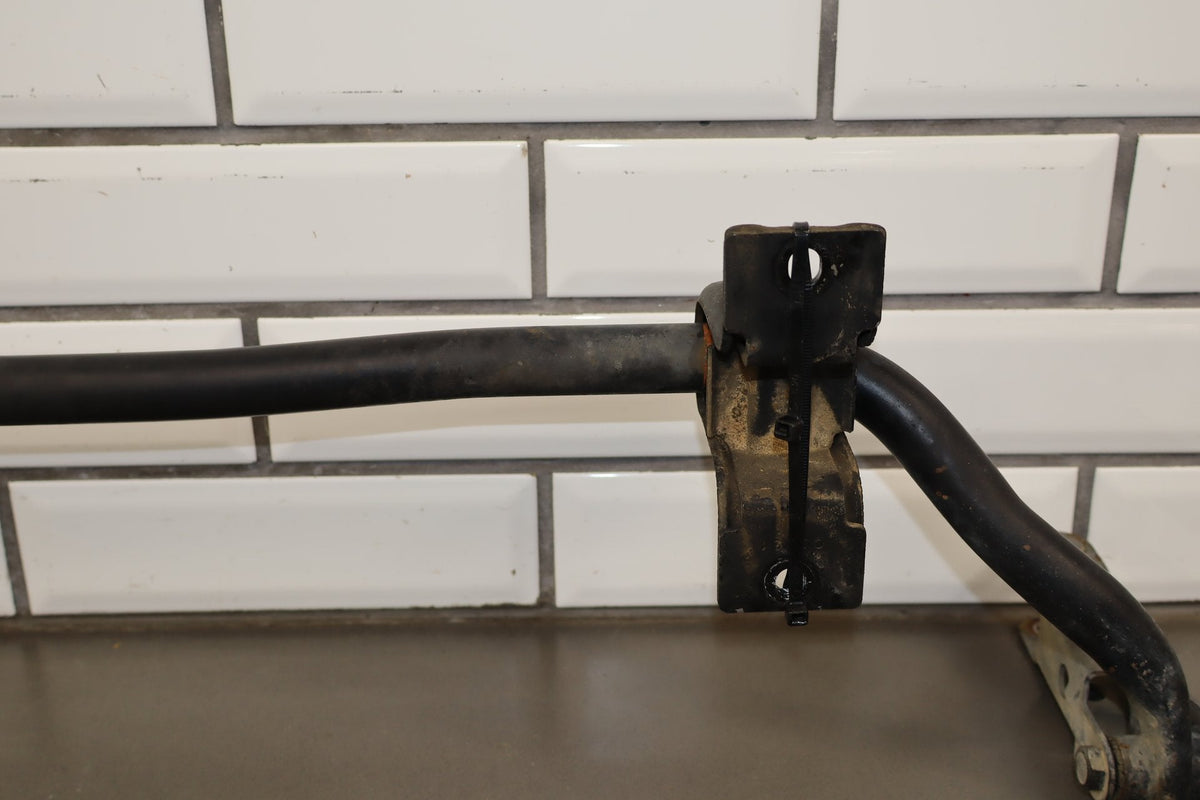 1988-1996 Chevrolet Corvette C4 Front Stabilizer Bar OEM
