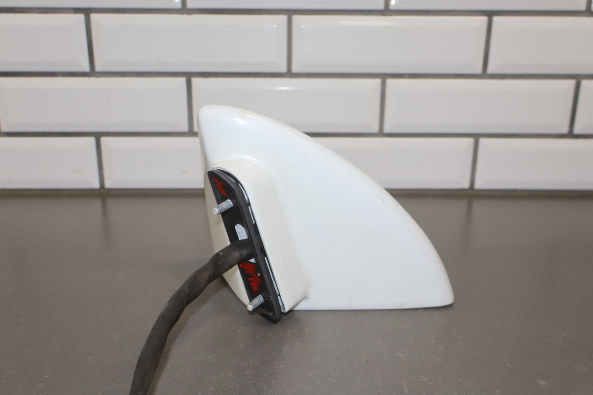 1988-1996 Chevrolet Corvette Left Door Mirror Artic White 10 10273679