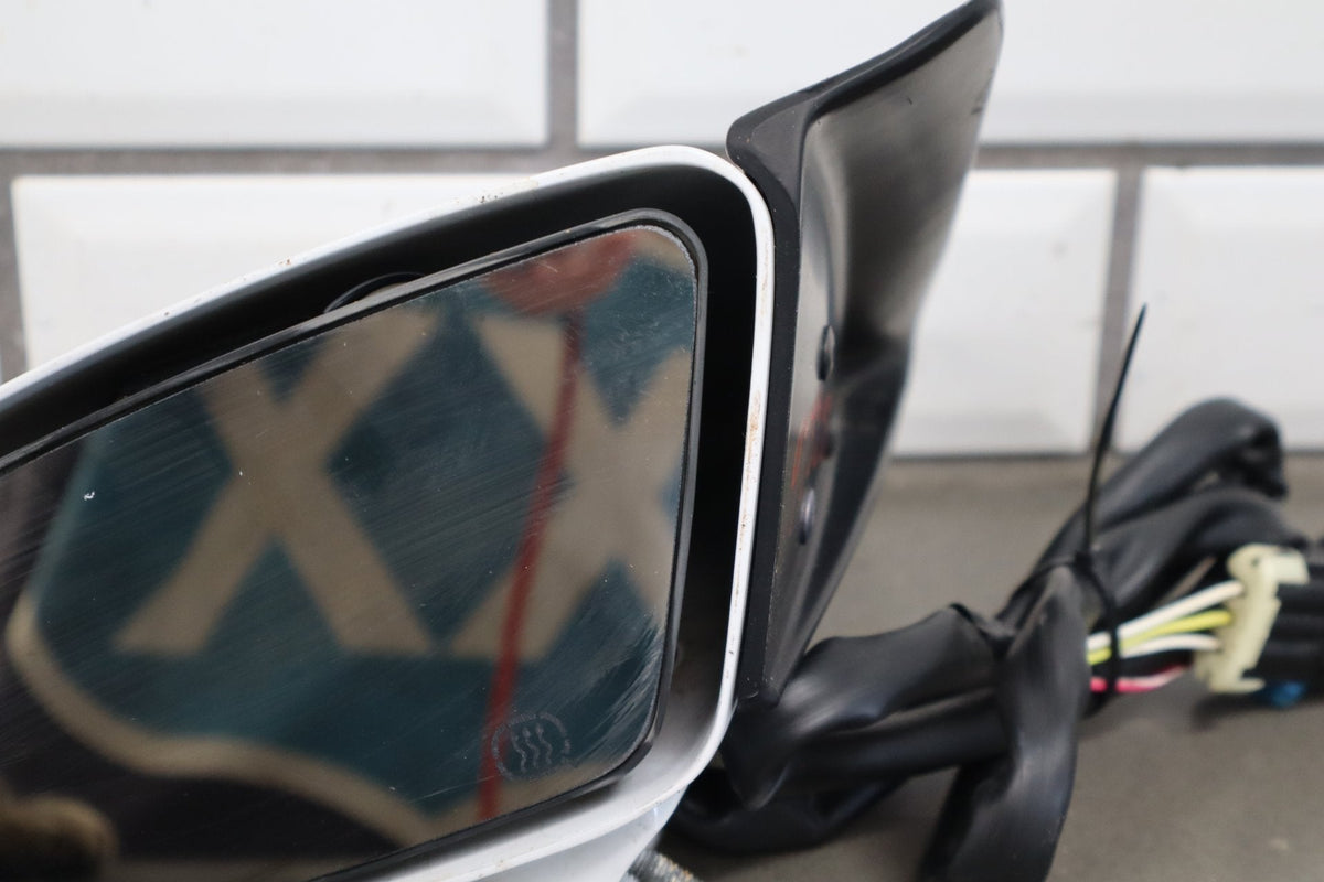 1988-1996 Chevrolet Corvette Left Door Mirror Artic White 10 10273679