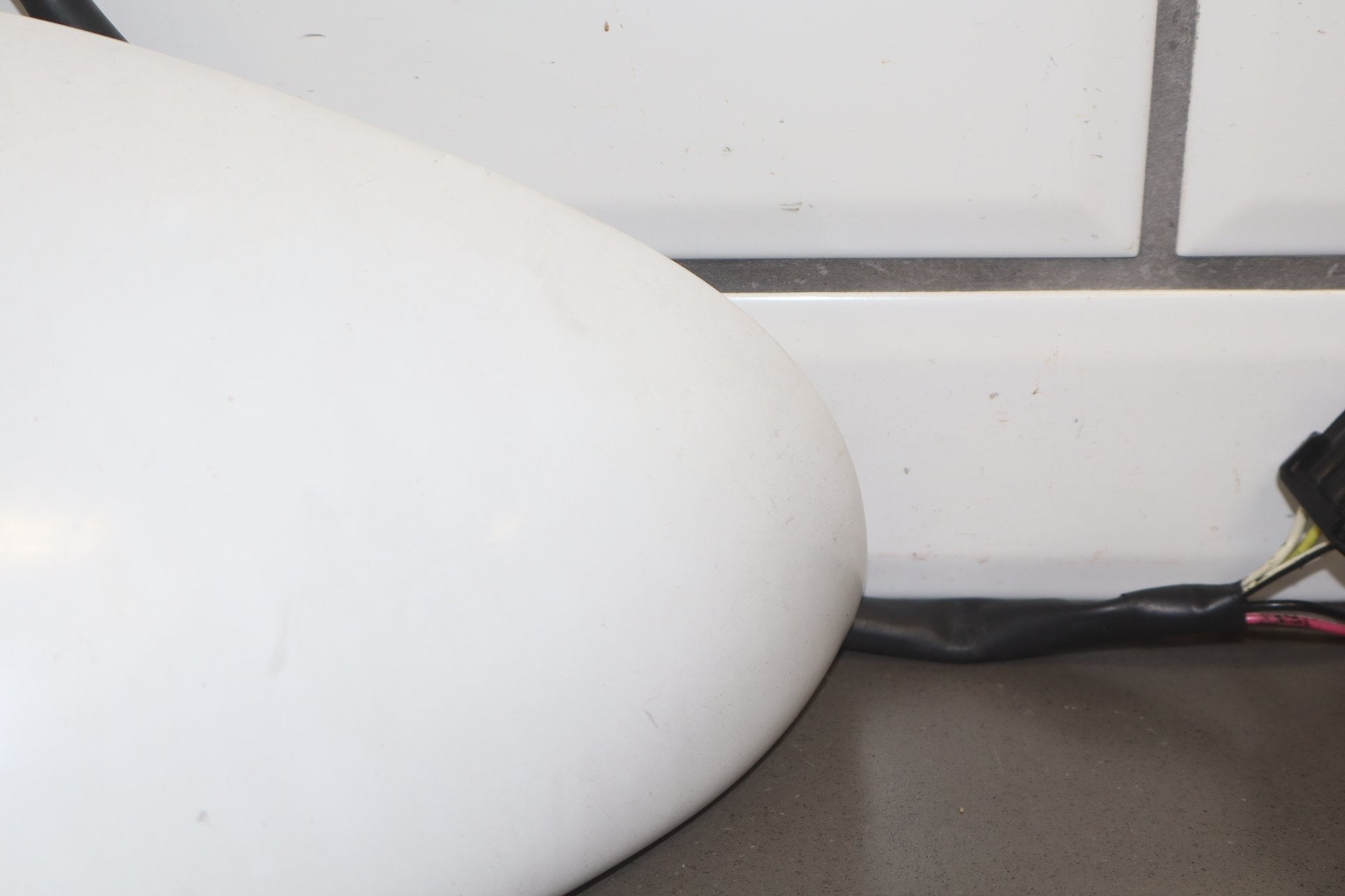 1988-1996 Chevrolet Corvette Left Door Mirror Artic White 10 10273679