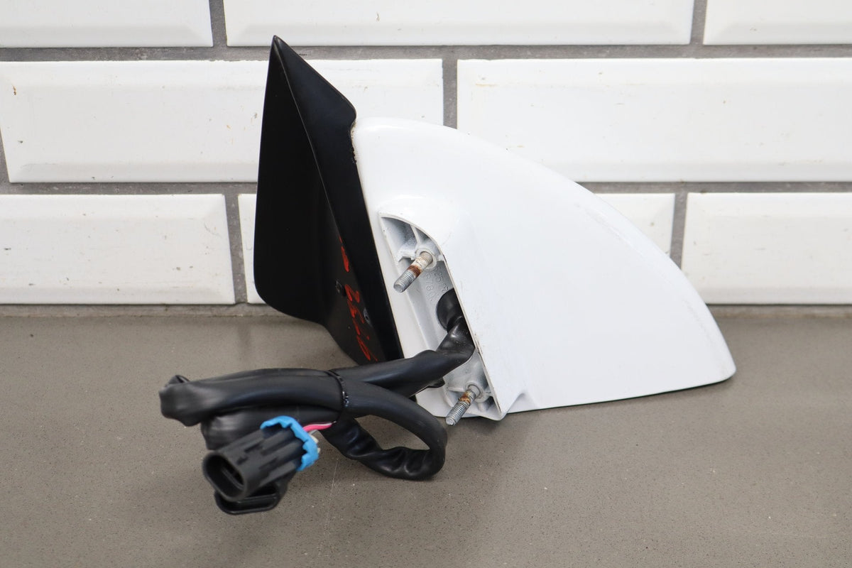 1988-1996 Chevrolet Corvette Left Door Mirror Artic White 10 10273679