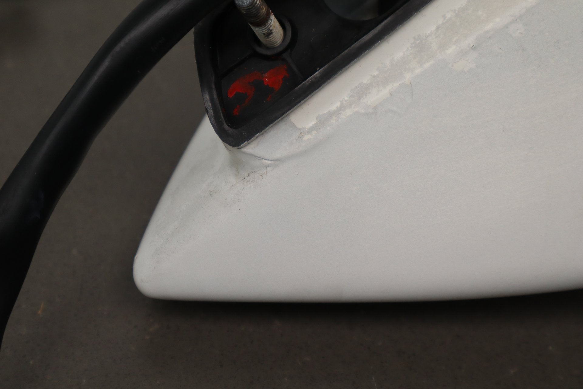 1988-1996 Chevrolet Corvette Left Door Mirror Artic White 10273679
