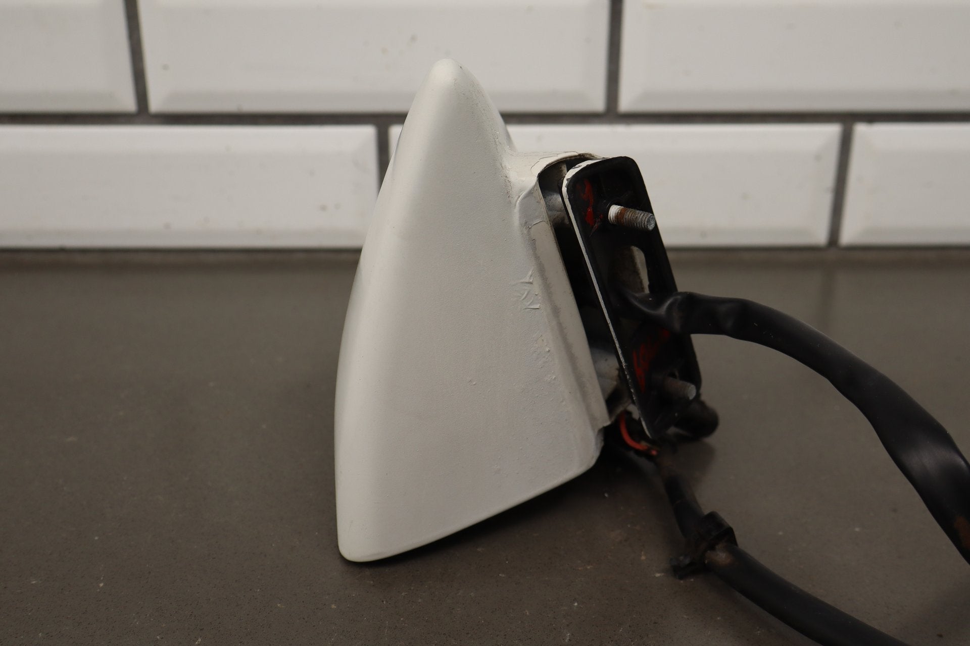 1988-1996 Chevrolet Corvette Left Door Mirror Artic White 10273679